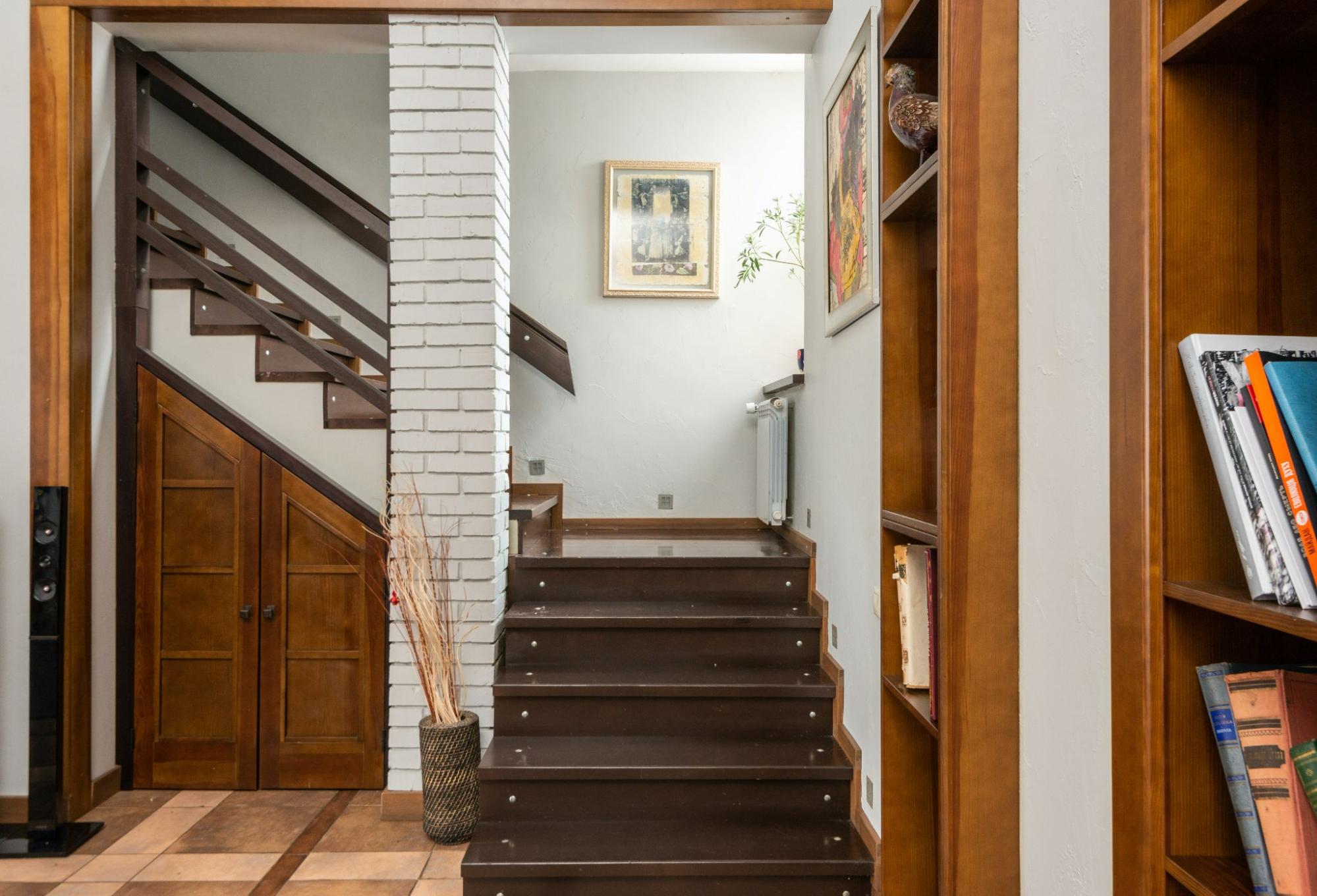 A Comprehensive Guide To Painting And Staining Your Stairs Abad Home   Image1 1 